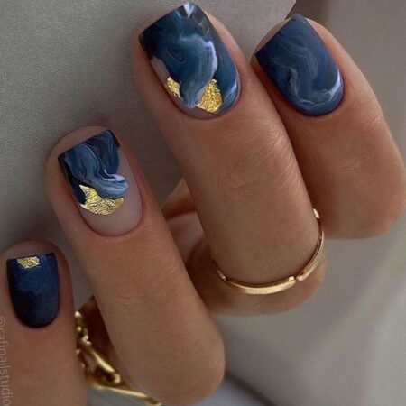 23 Breathtaking Dark Blue Summer Nail Short Designs for a Chic Vibe